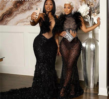Load image into Gallery viewer, Sexy African Mermaid Evening Dress For Black Girls 2022 Feathers Beaded Birthday Party Gown